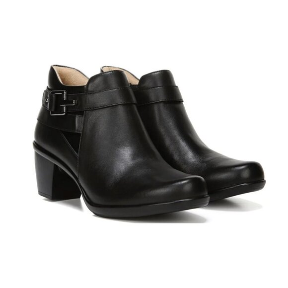 Naturalizer Women's Ella Side Zip Leather Bootie - Picture 1 of 7
